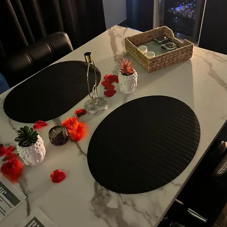 Апартаменты Cosy Jacuzzi Parking Privee *