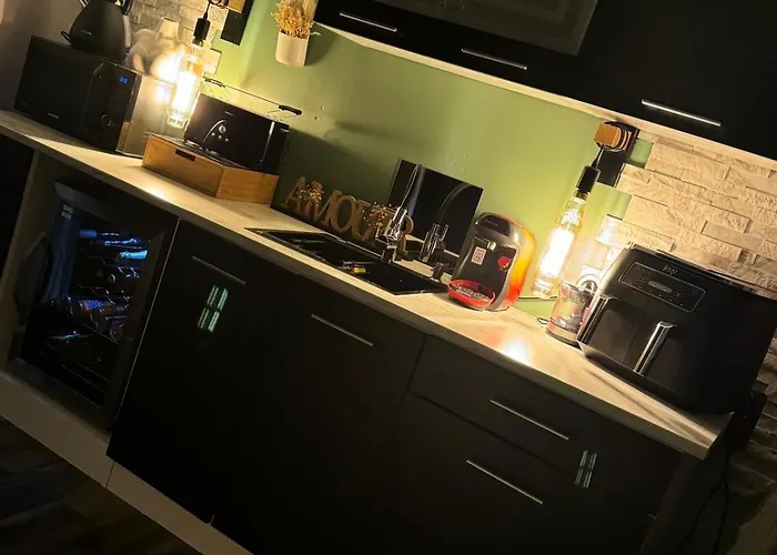 Cosy Jacuzzi Parking Privee Apartman *